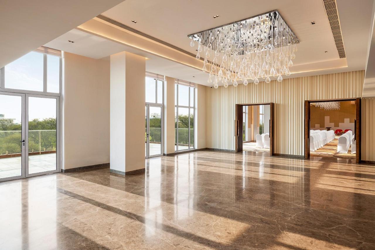 Hyatt Place Jaipur Malviya Nagar Exterior photo The interior of the hotel